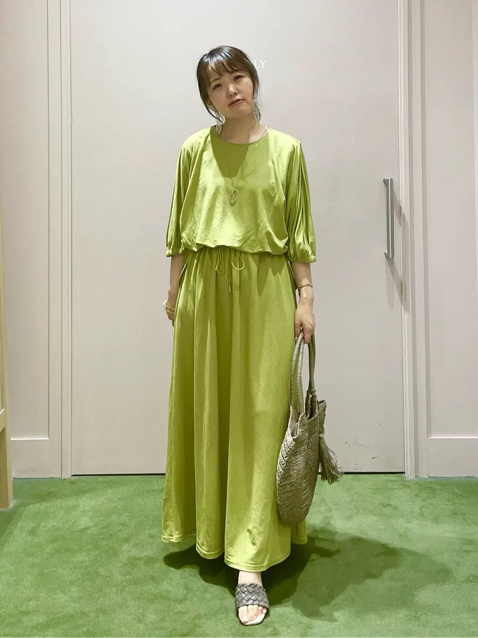 ANY フジコ コーディネート画像