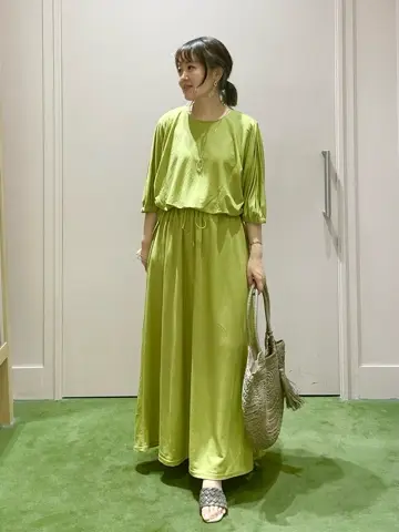 ANY フジコ コーディネート画像