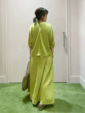 ANY フジコ コーディネート画像