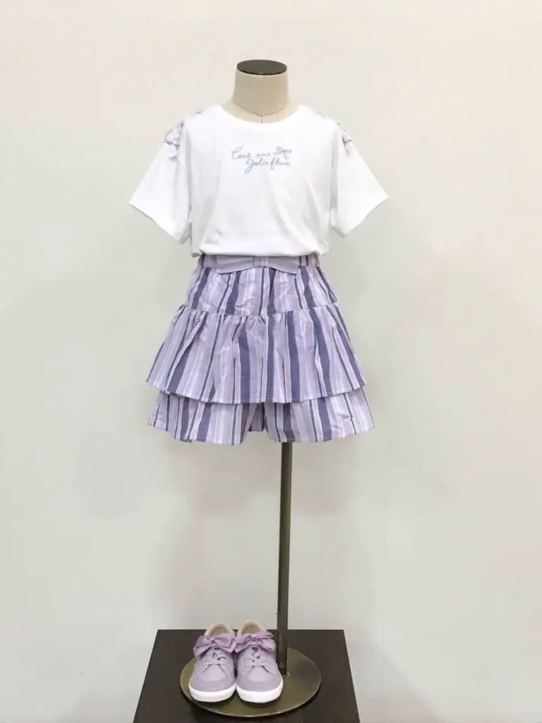 ANY 佐々木 コーディネート画像