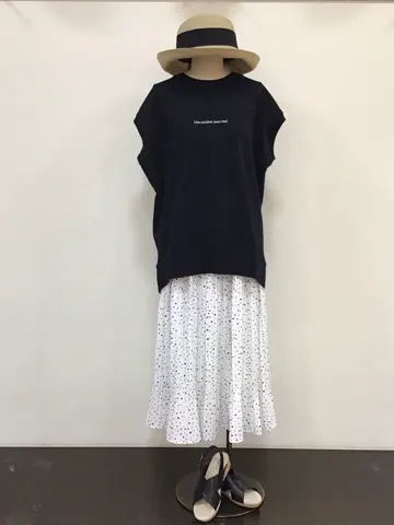 ANY 河村 コーディネート画像