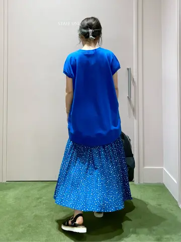 ANY フジコ コーディネート画像