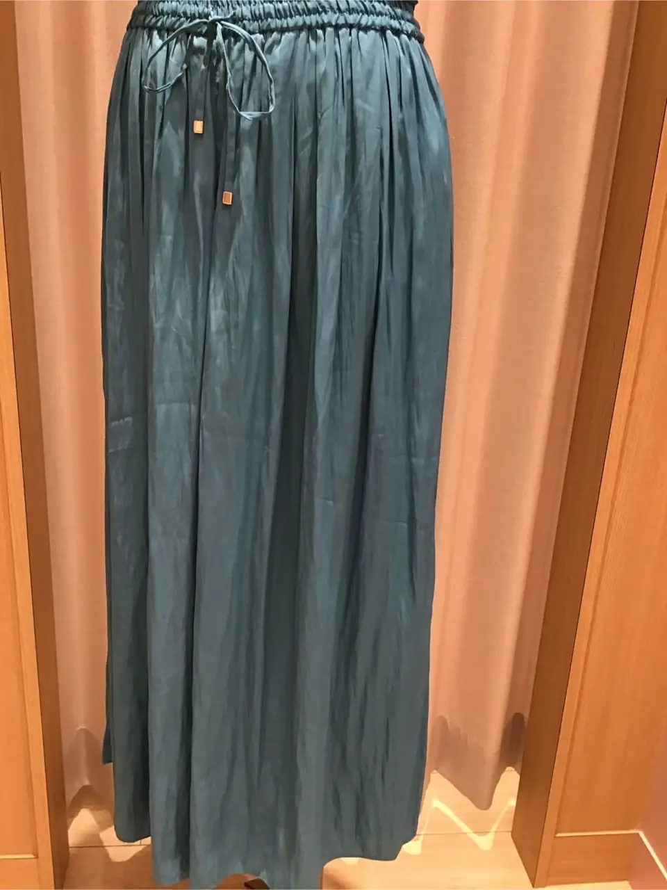 ANY 浅岡 コーディネート画像