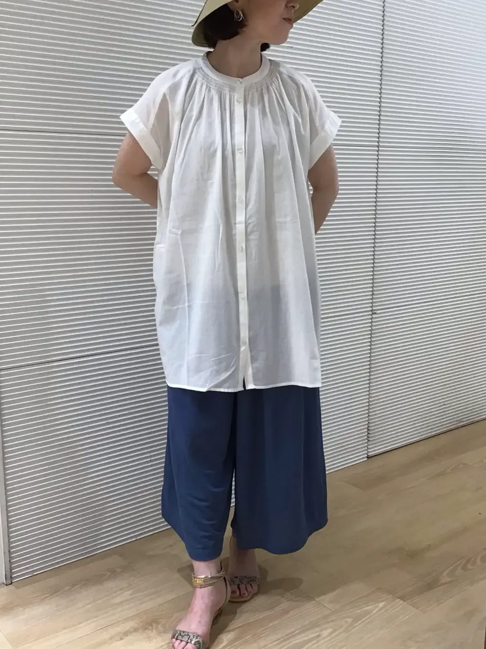  こばやし コーディネート画像