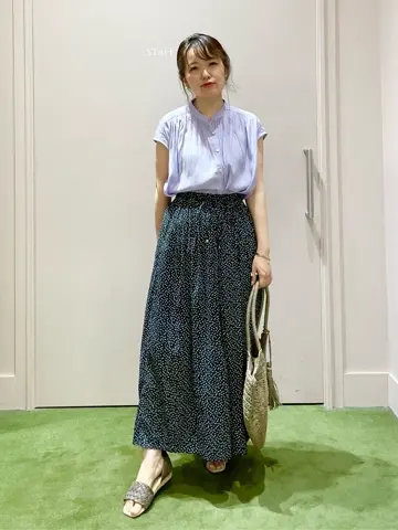 ANY フジコ コーディネート画像