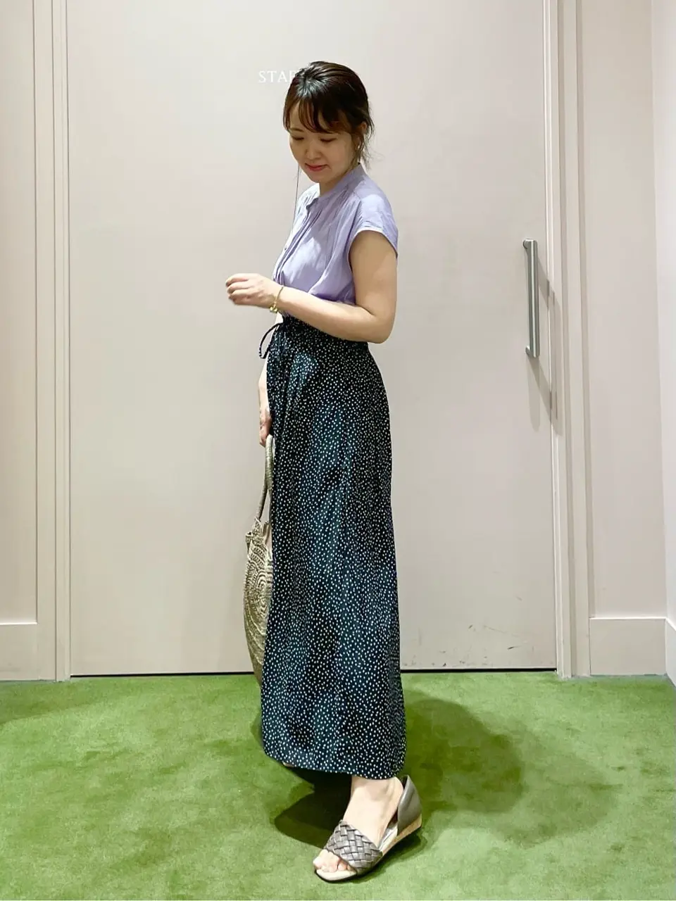 ANY フジコ コーディネート画像