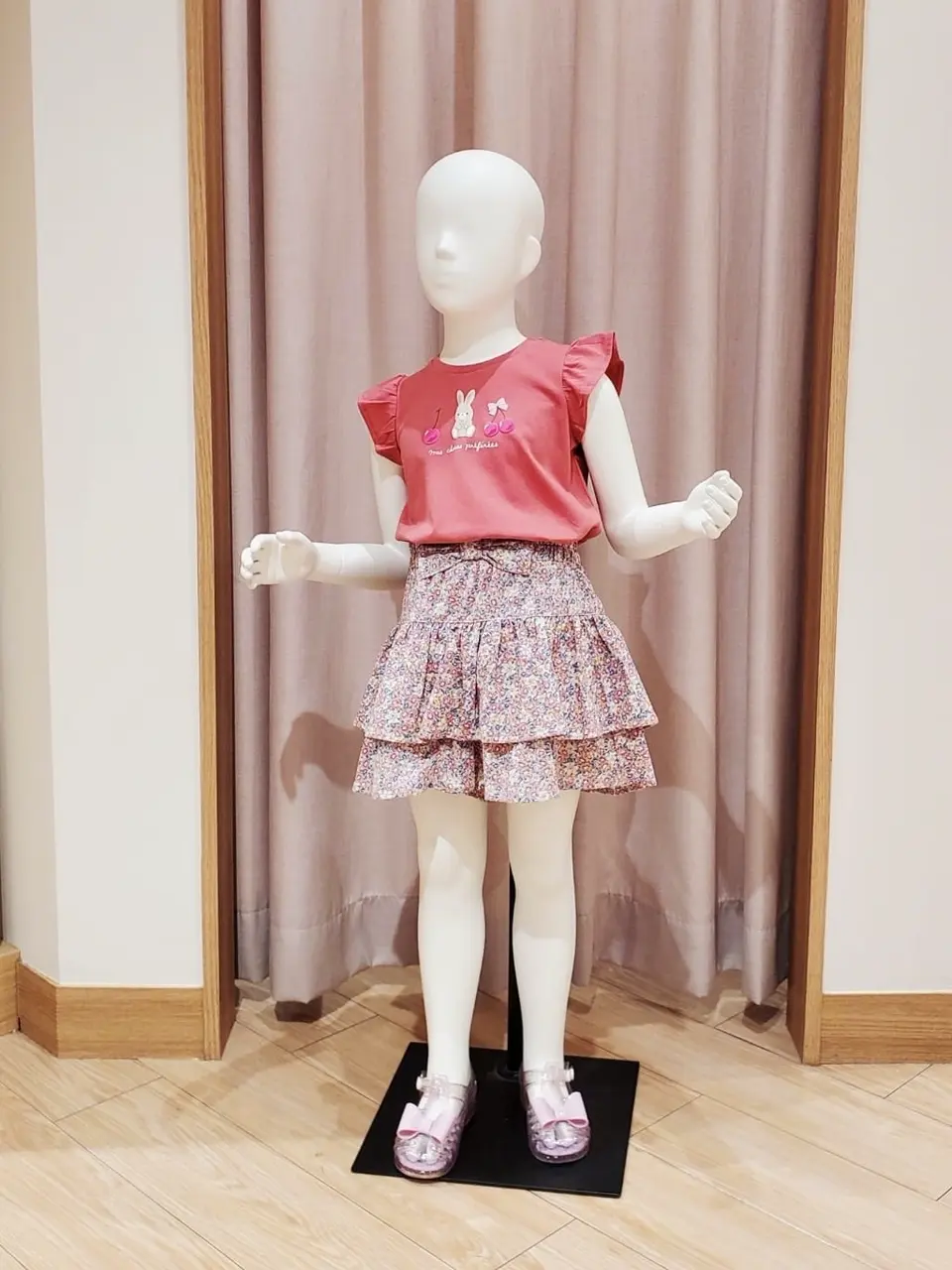 ANY 奥原 コーディネート画像