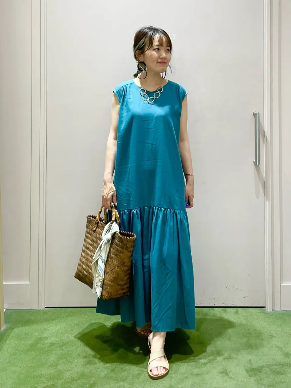 ANY フジコ コーディネート画像