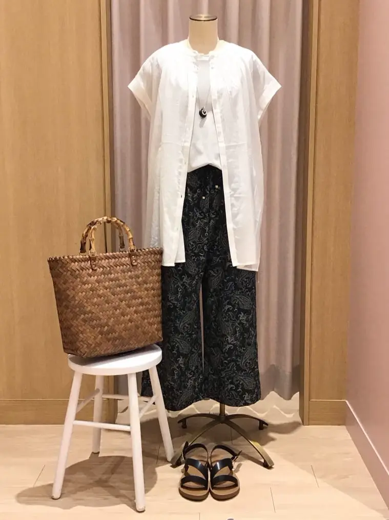  本吉 コーディネート画像