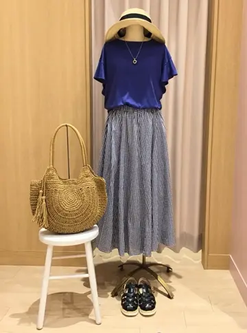 ANY 本吉 コーディネート画像