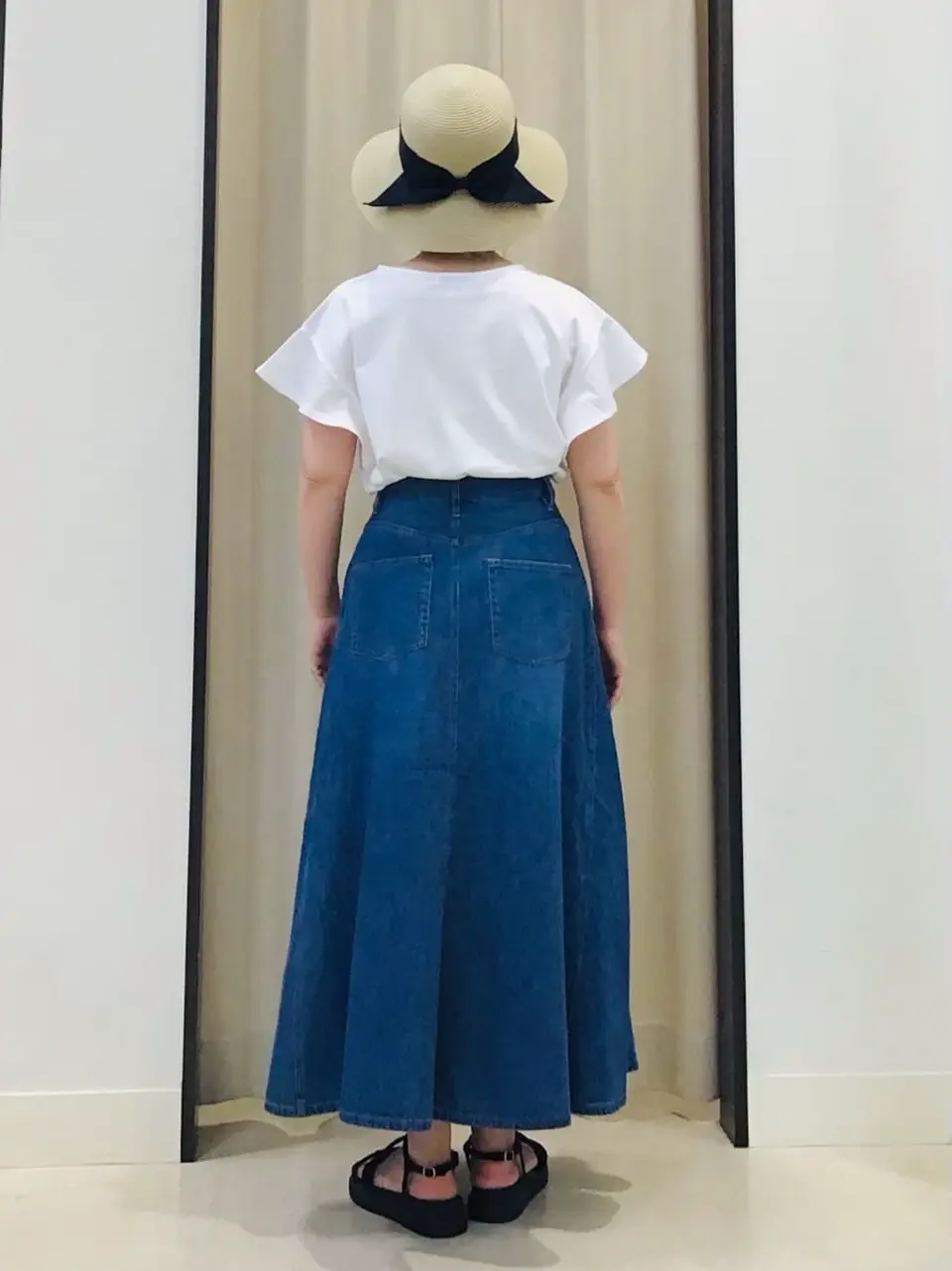 ANY 伊藤 コーディネート画像