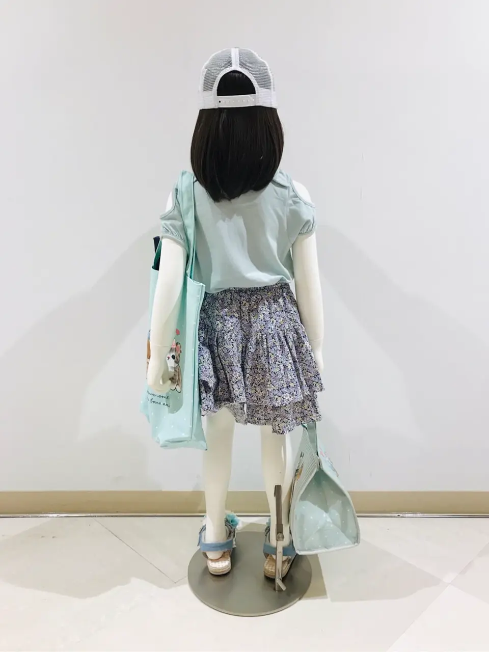 ANY 田口 コーディネート画像