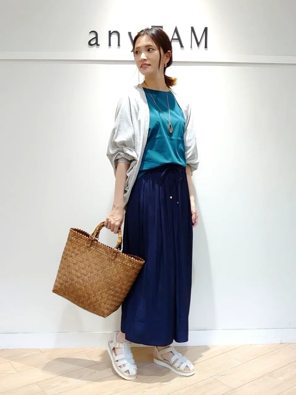 ANY スタッフ コーディネート画像