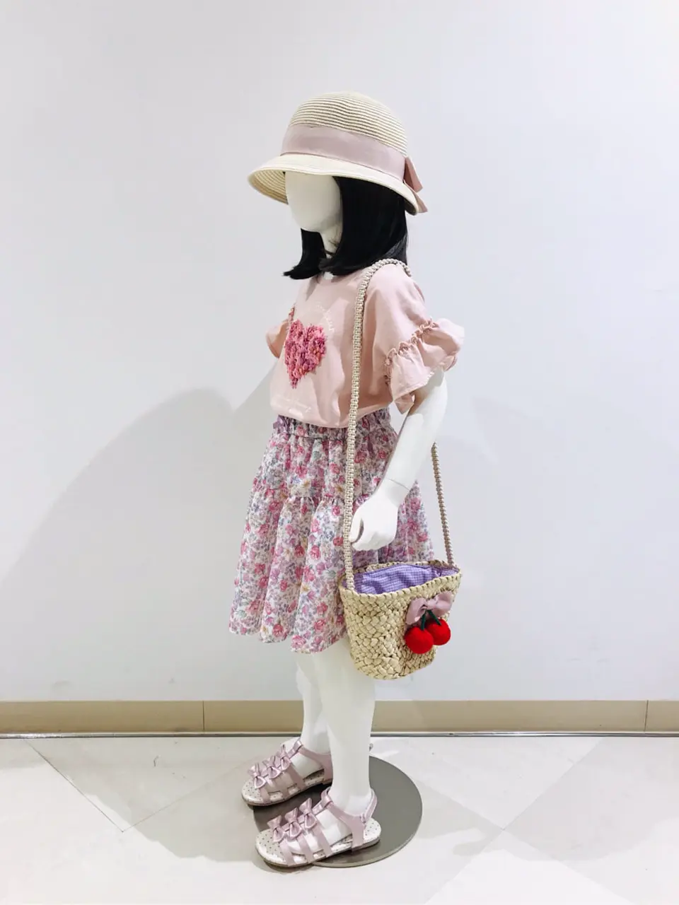 ANY 田口 コーディネート画像