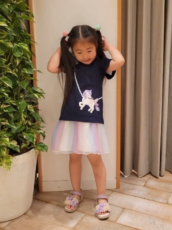 ANY 西村 コーディネート画像