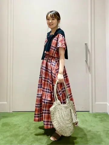 ANY フジコ コーディネート画像