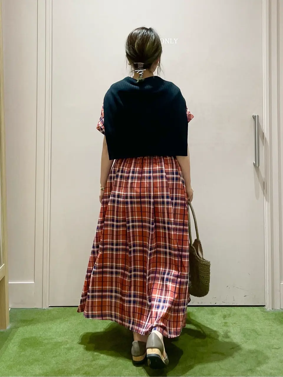 ANY フジコ コーディネート画像