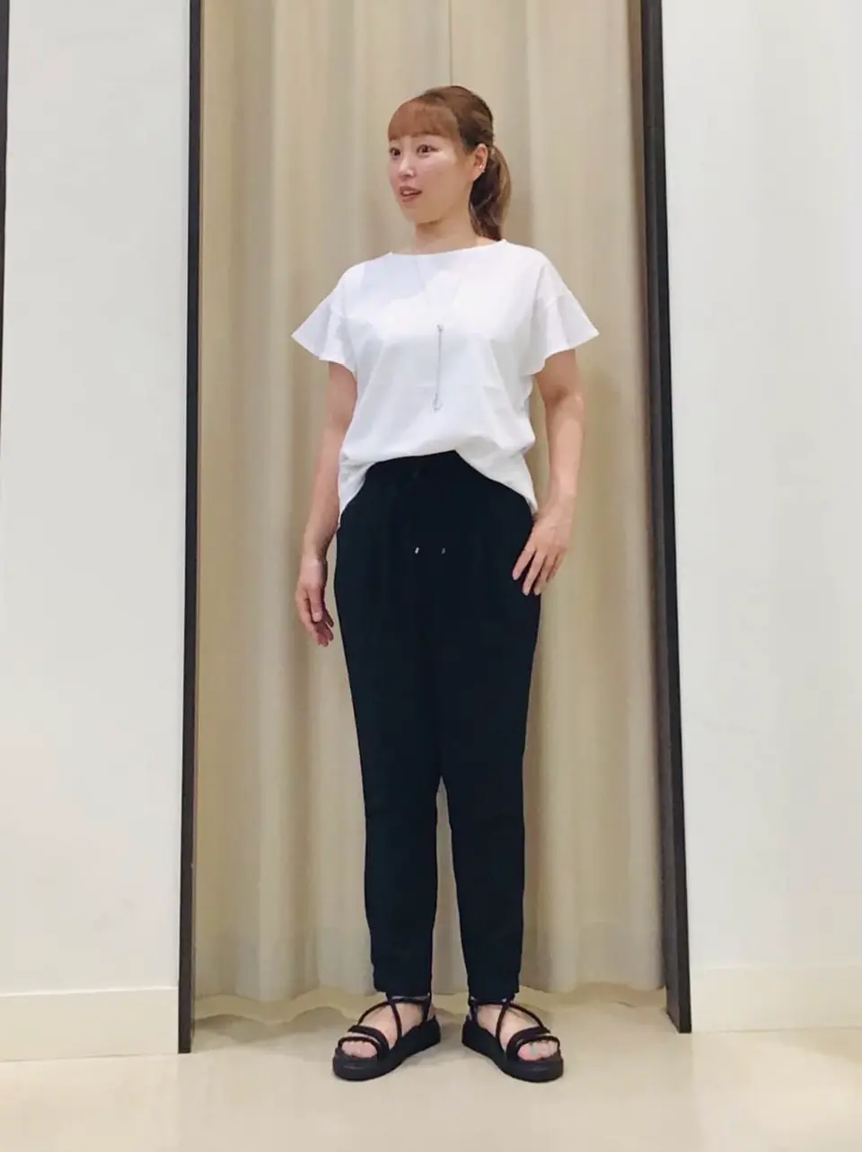 ANY 伊藤 コーディネート画像