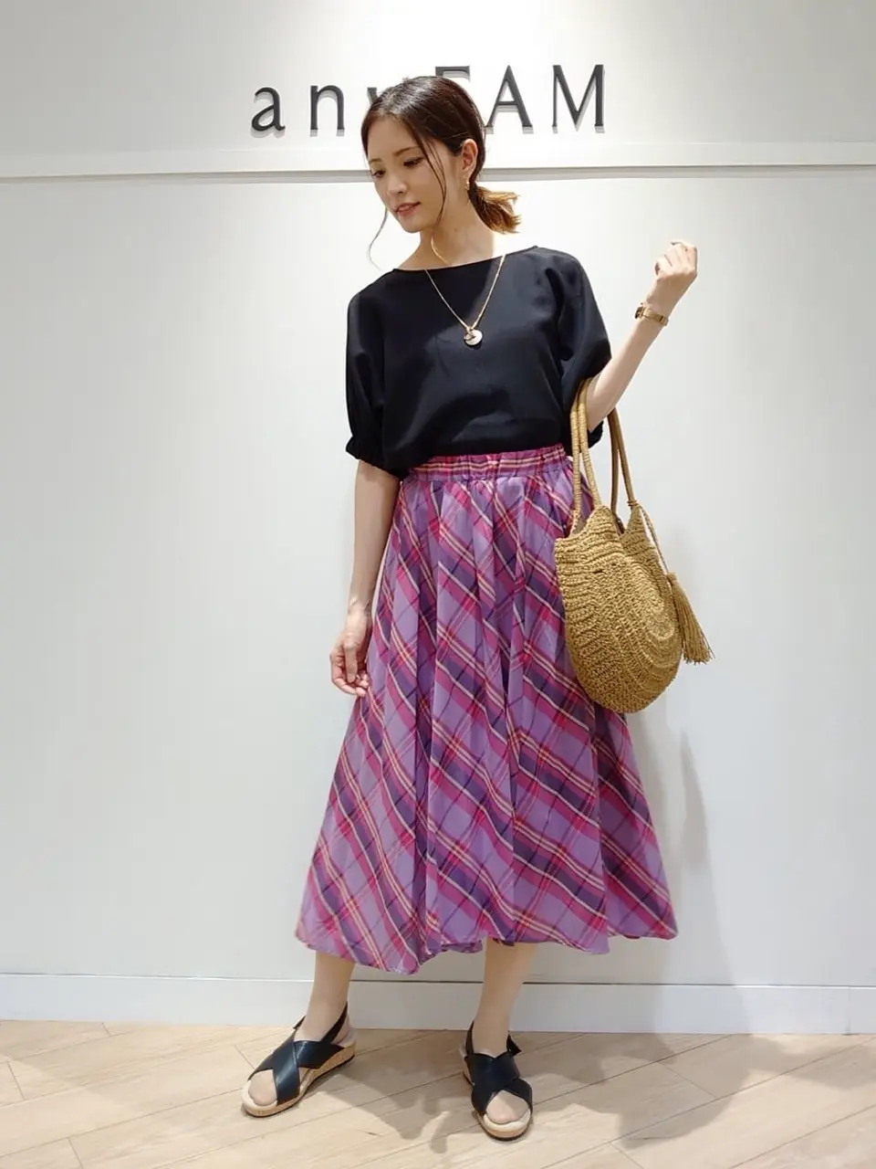 ANY スタッフ コーディネート画像