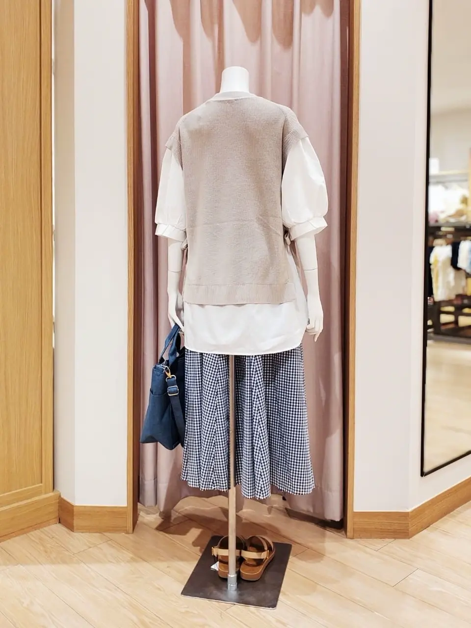 ANY 岩田 コーディネート画像