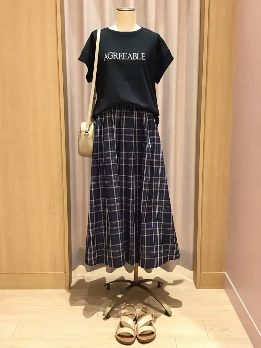  本吉 コーディネート画像