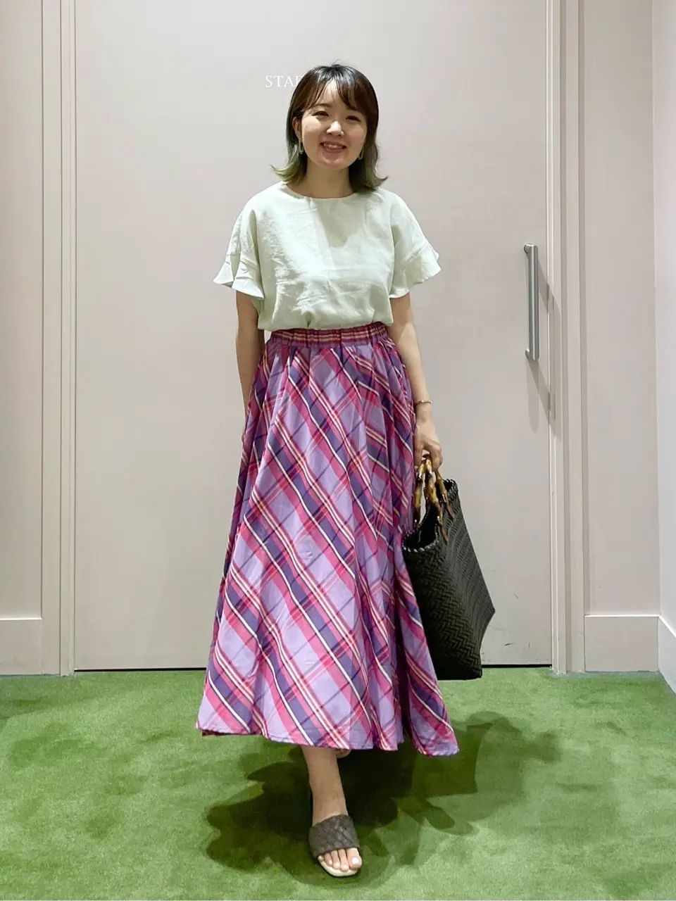 ANY フジコ コーディネート画像