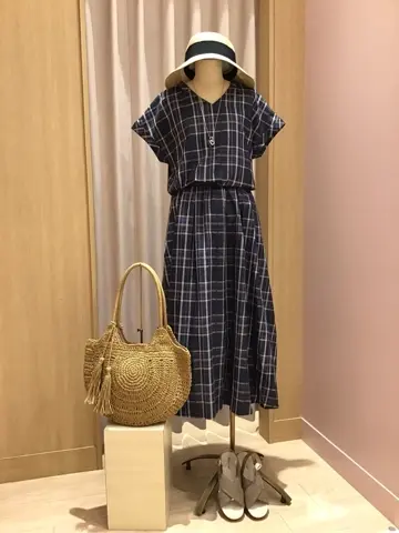 ANY 浅岡 コーディネート画像