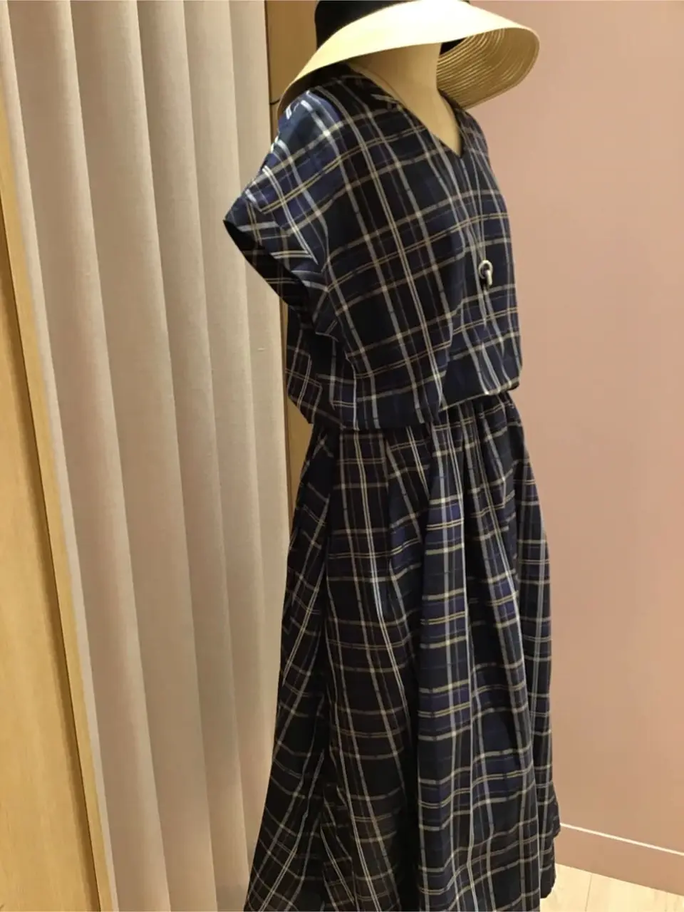 ANY 浅岡 コーディネート画像