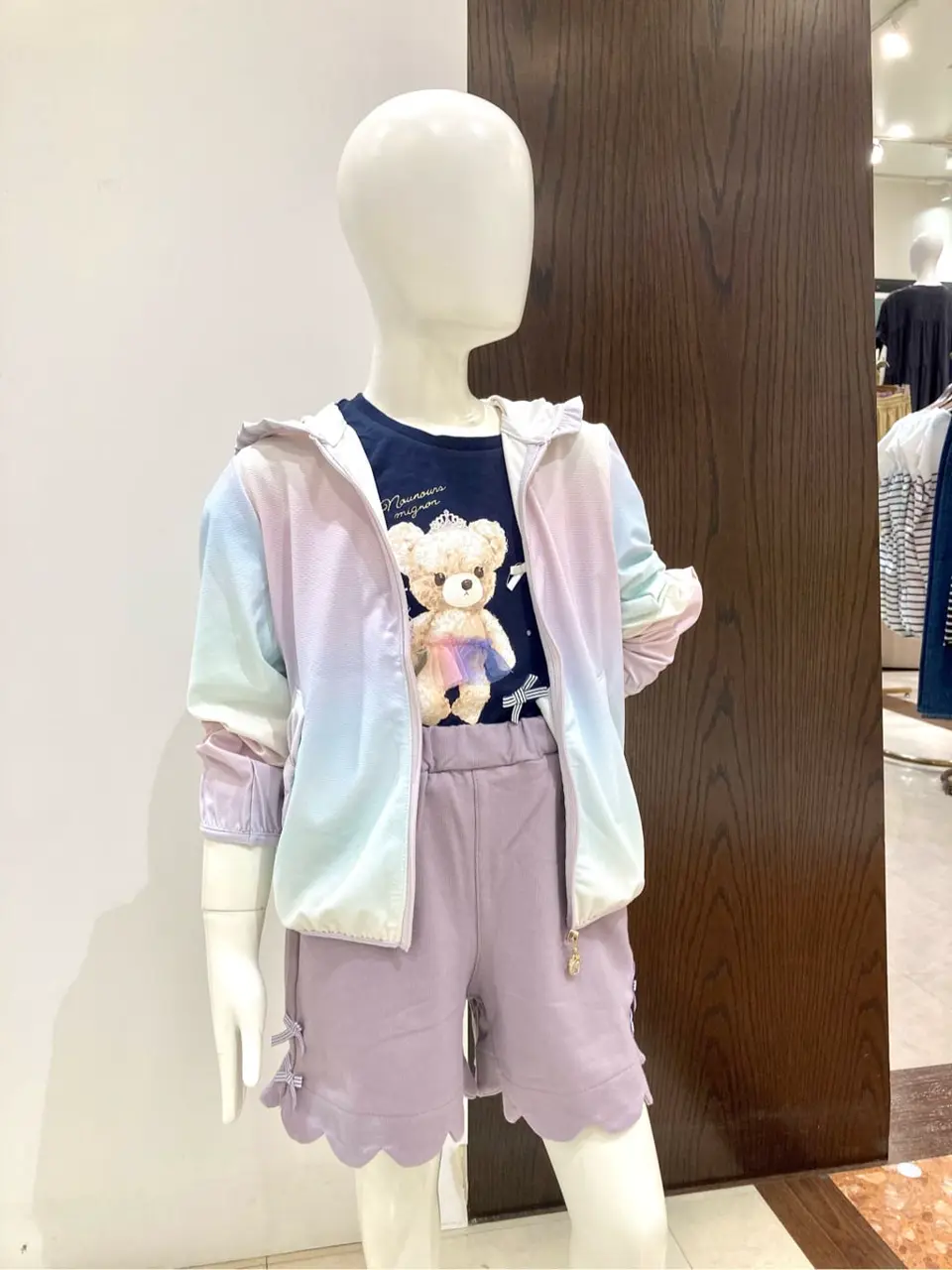 ANY 杉原 コーディネート画像