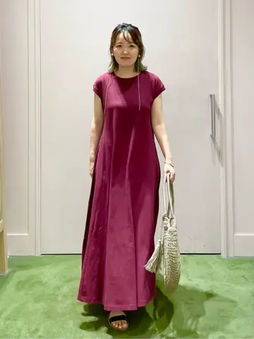 ANY フジコ コーディネート画像