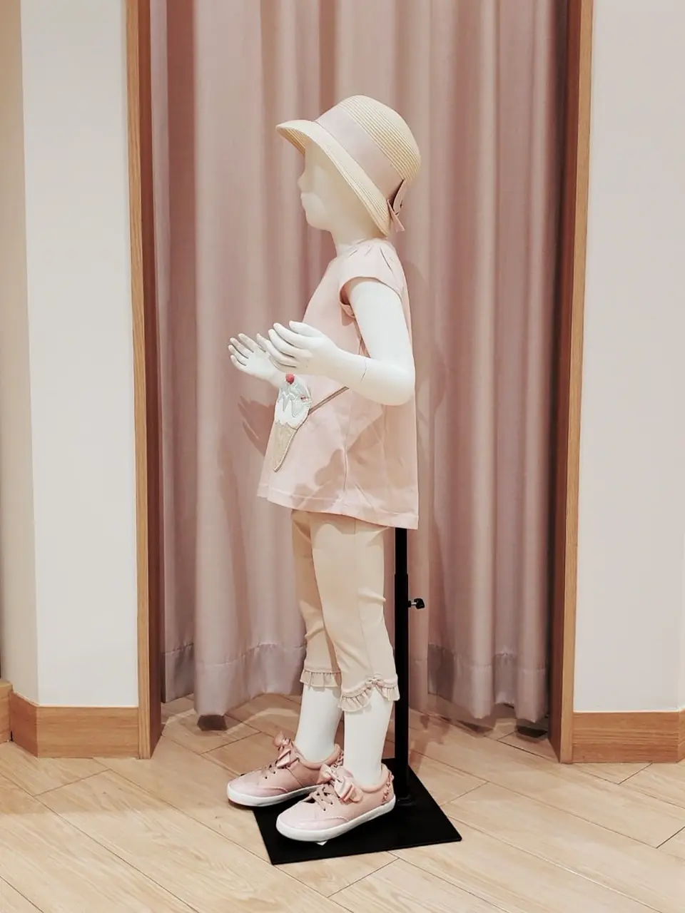 ANY 奥原 コーディネート画像