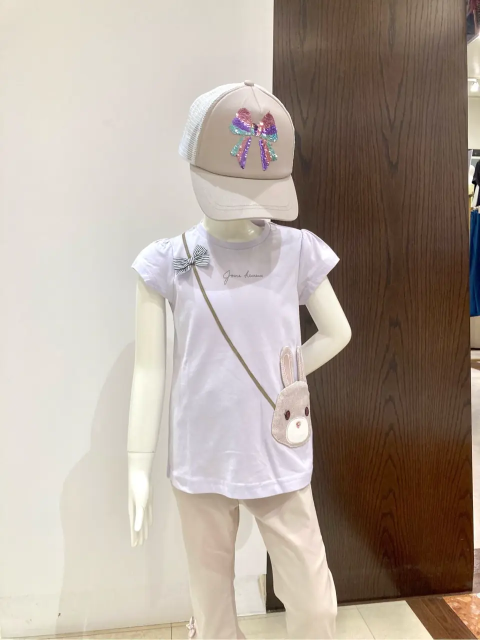 ANY 杉原 コーディネート画像