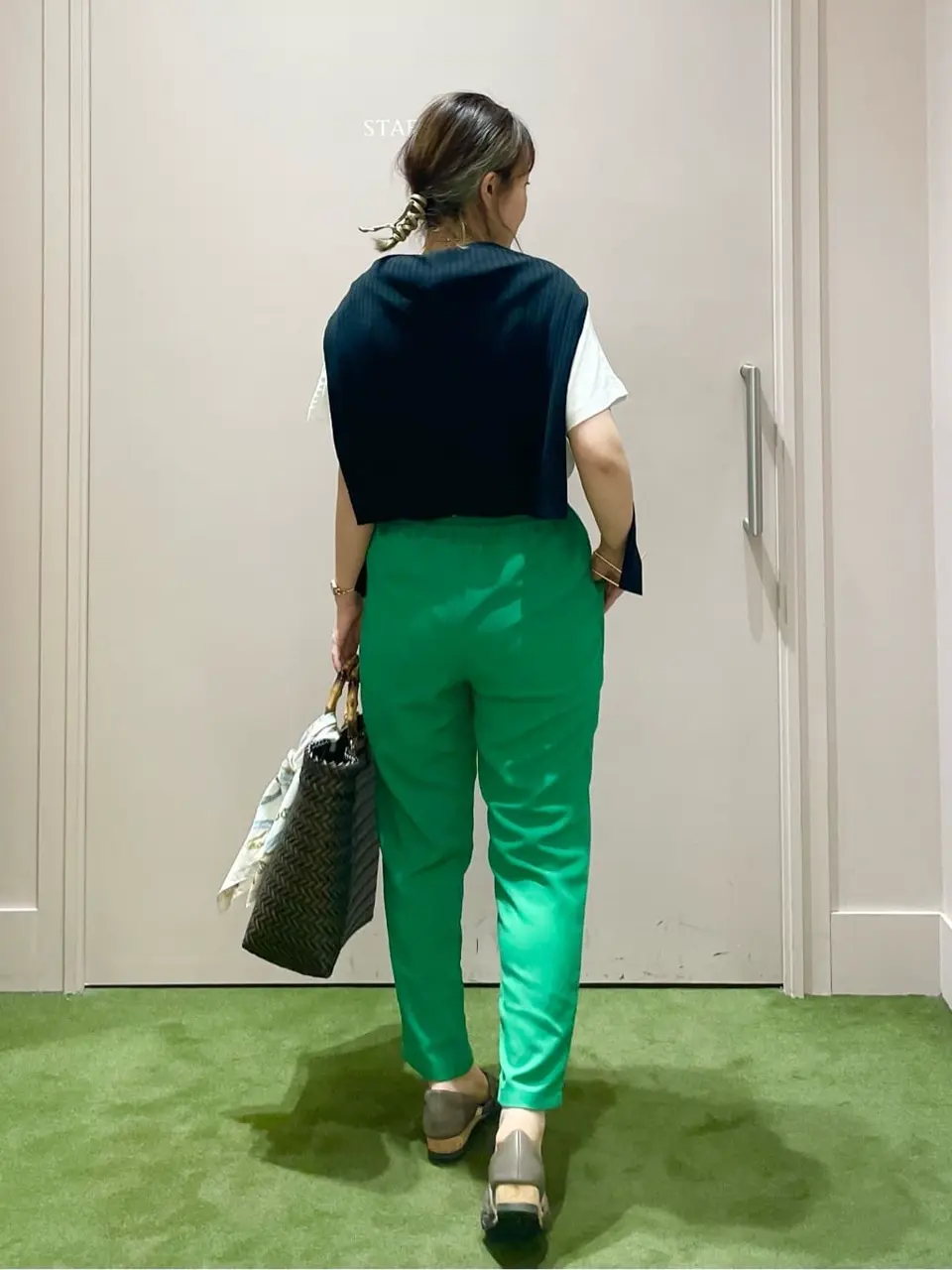 ANY フジコ コーディネート画像