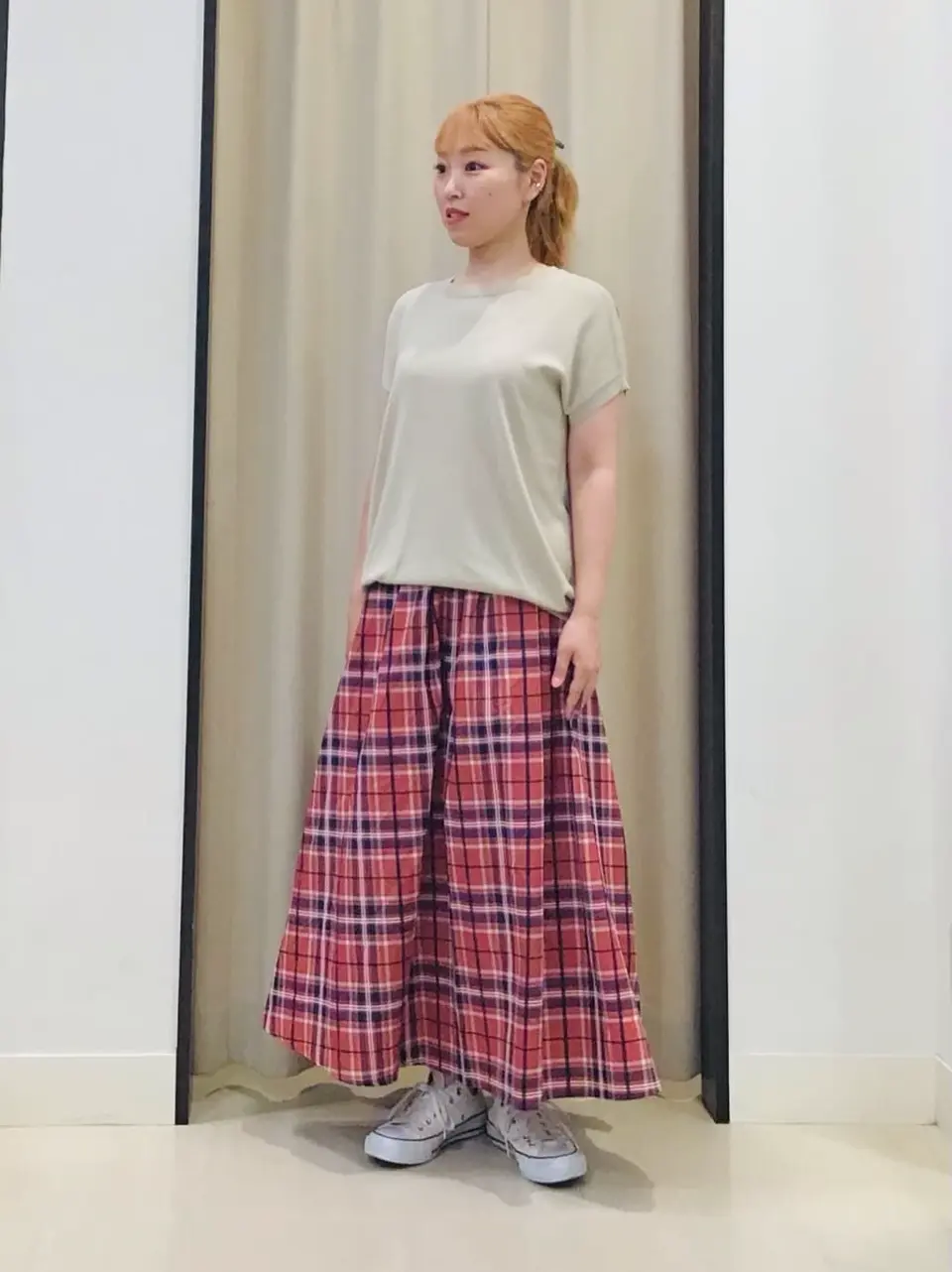 ANY 伊藤 コーディネート画像