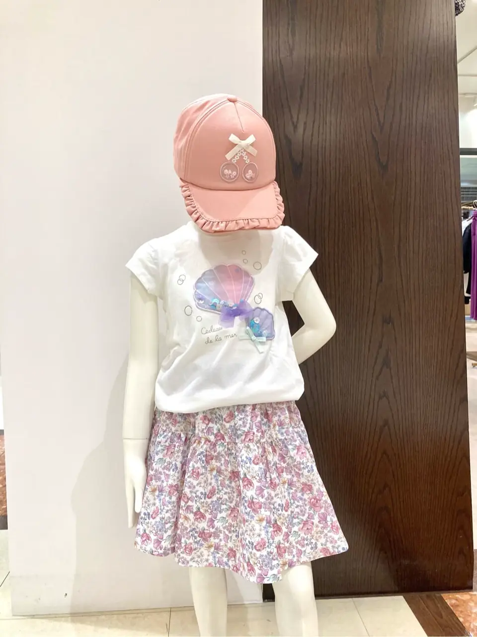 ANY 杉原 コーディネート画像