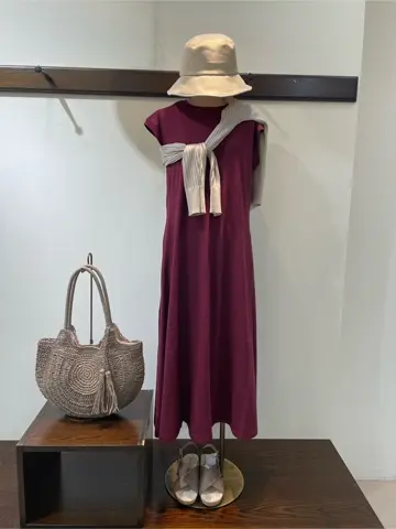 ANY 明吉 コーディネート画像