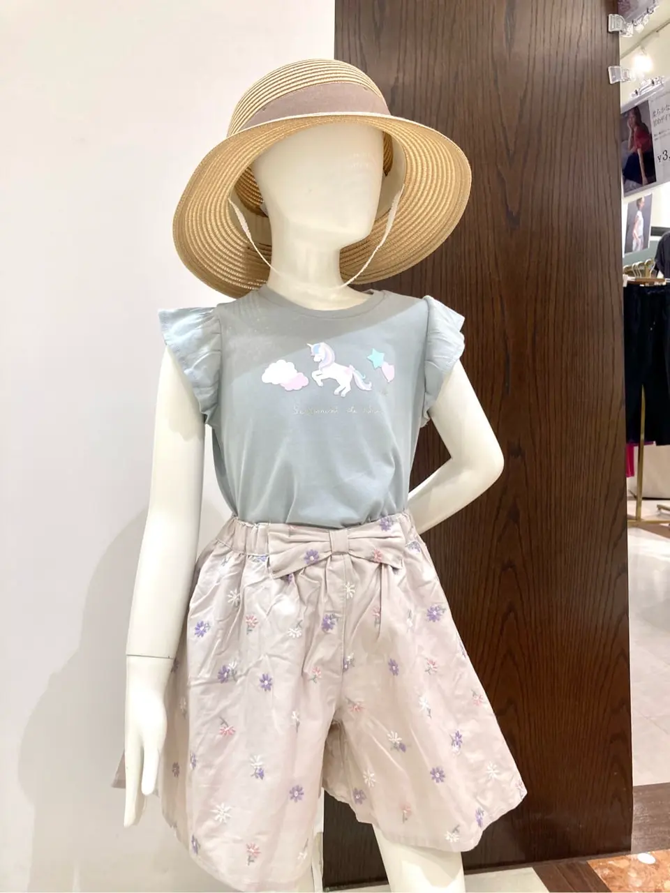 ANY 杉原 コーディネート画像