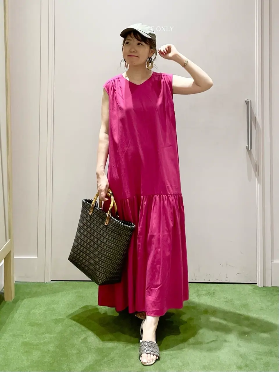 ANY フジコ コーディネート画像