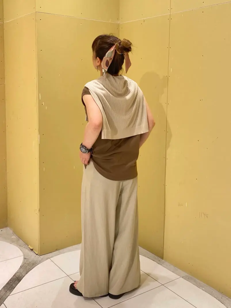 ANY 深田 コーディネート画像