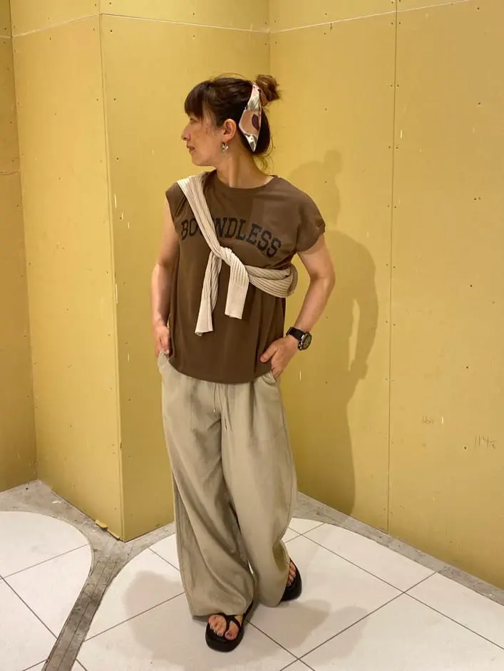 ANY 深田 コーディネート画像