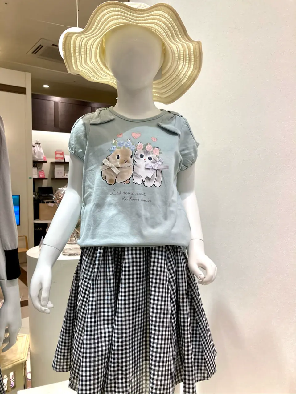 ANY 杉原 コーディネート画像