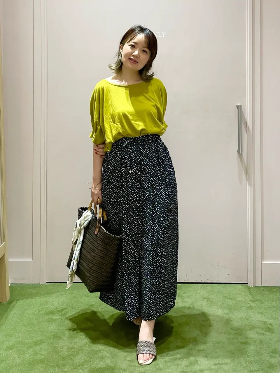 ANY フジコ コーディネート画像