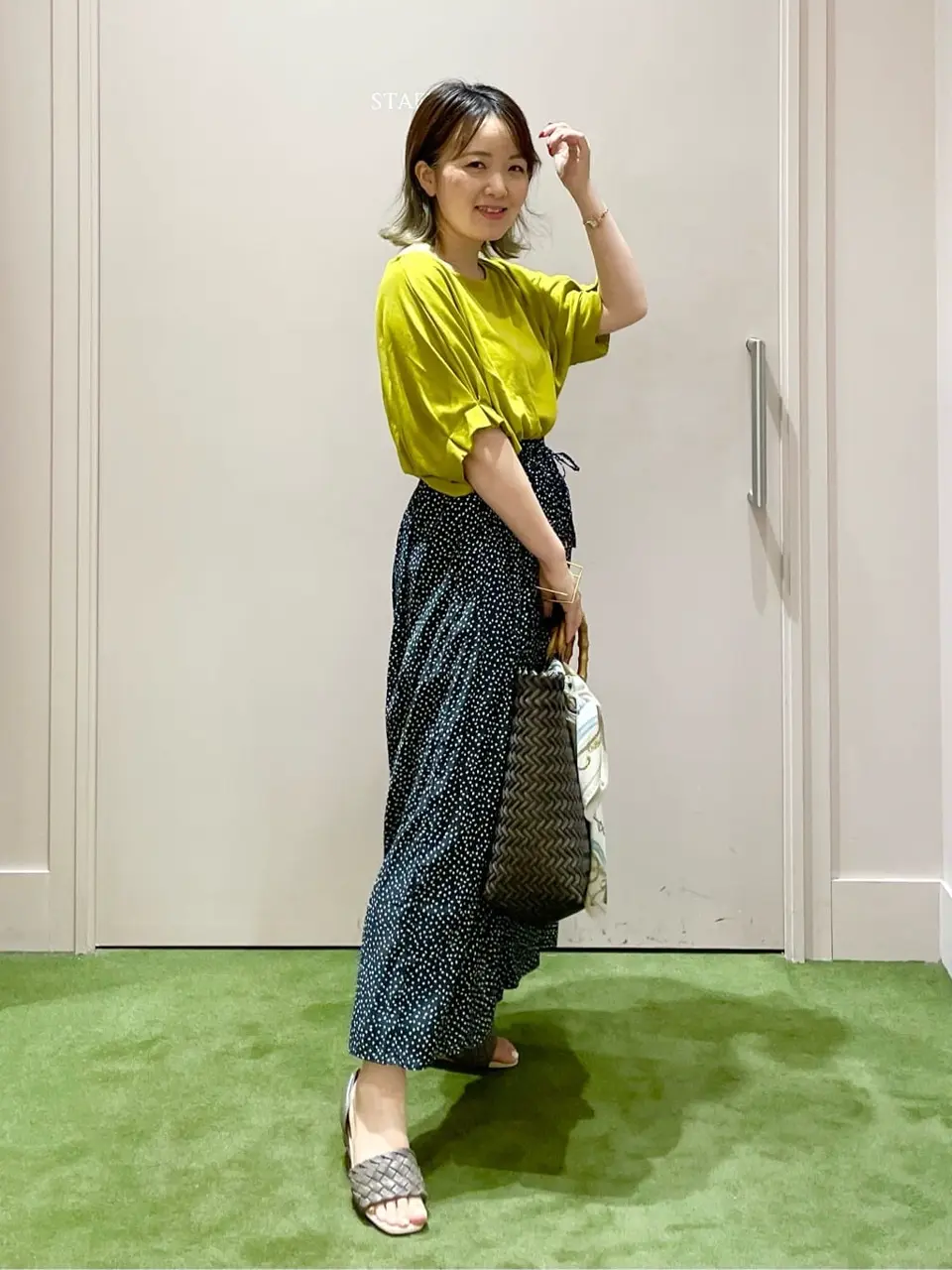 ANY フジコ コーディネート画像