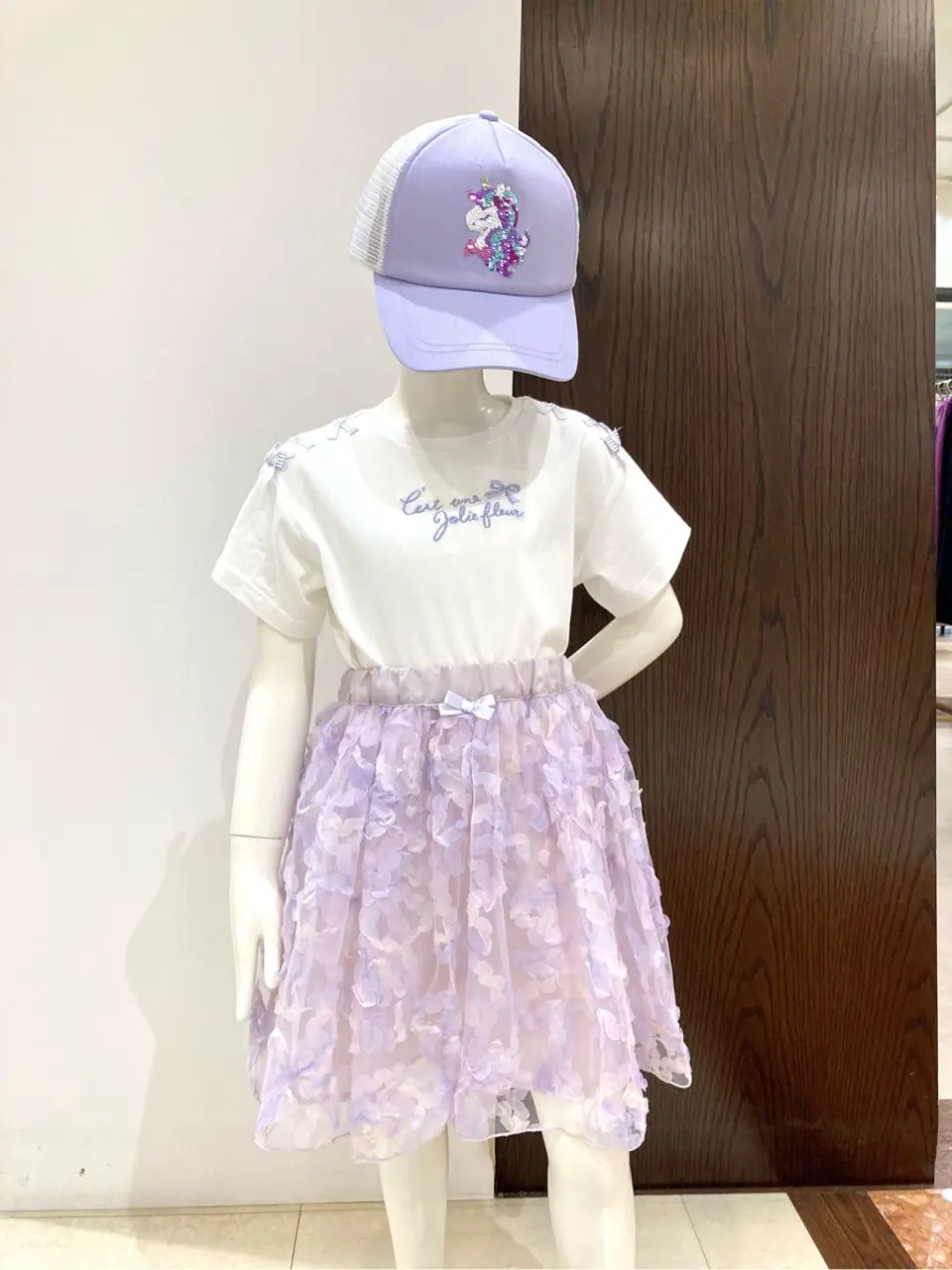 ANY 杉原 コーディネート画像