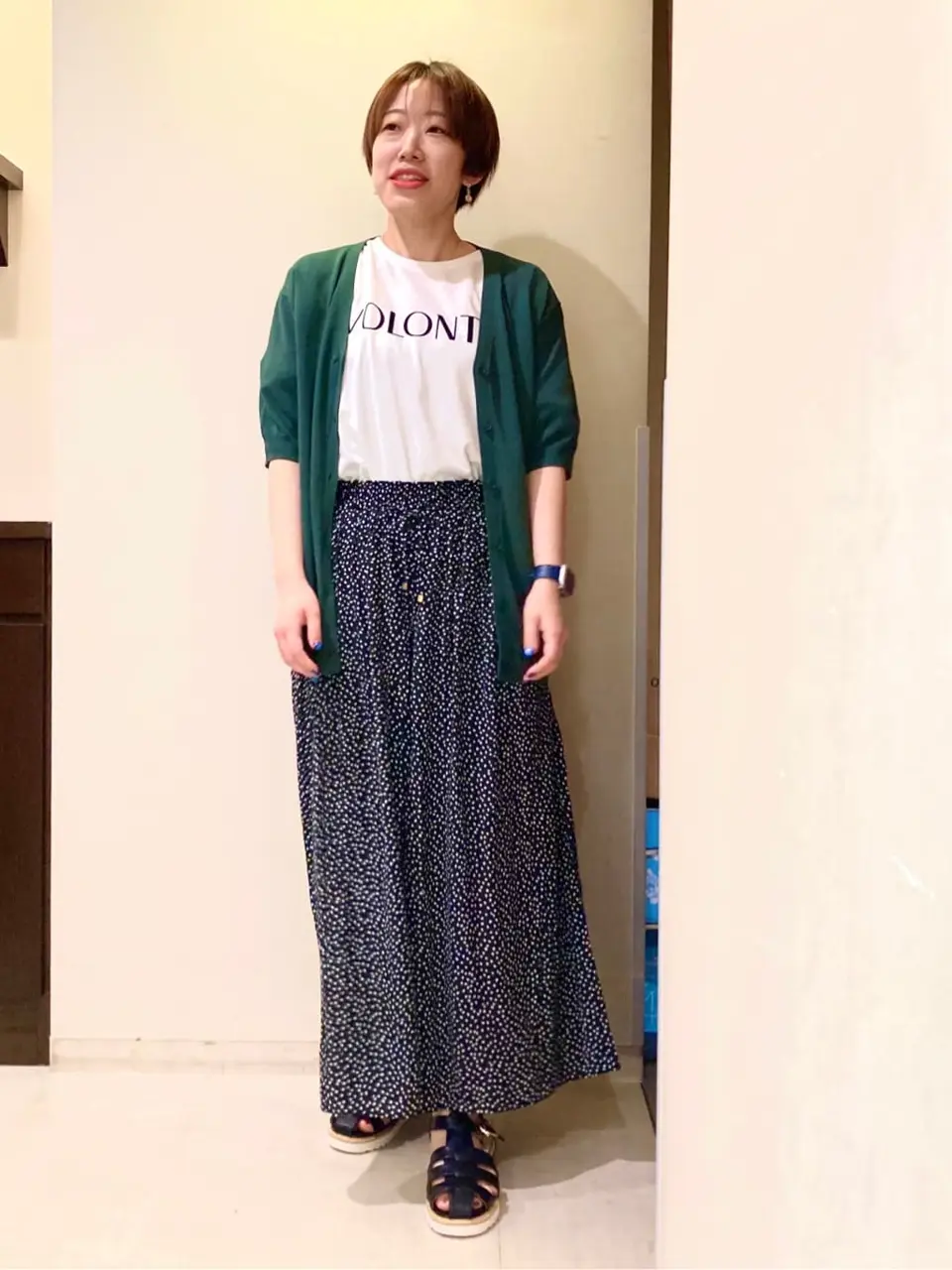 ANY 河本 コーディネート画像