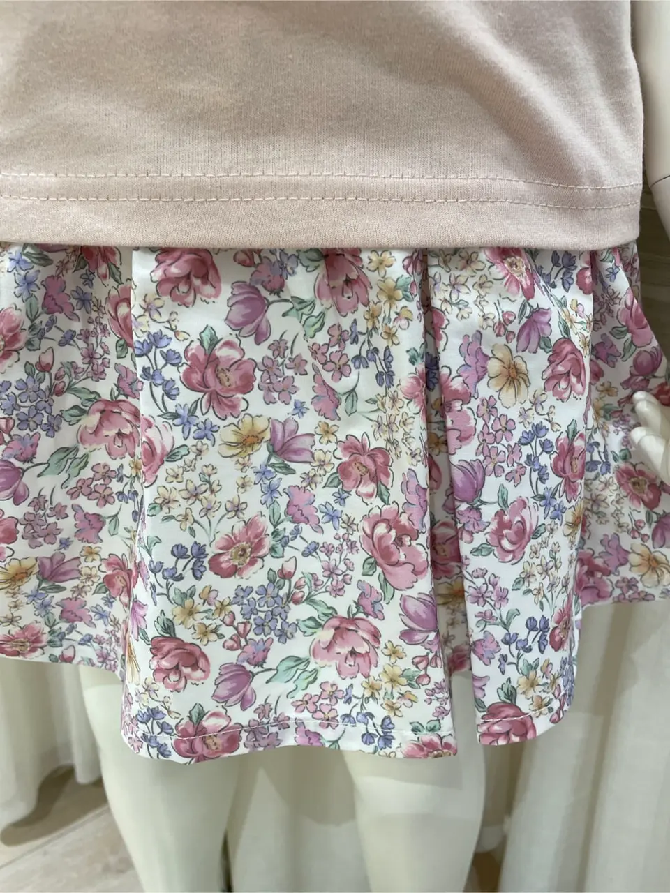 ANY 岡田 コーディネート画像