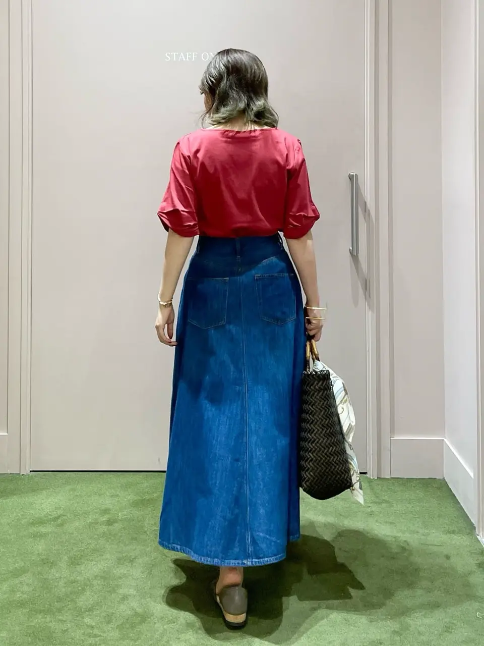 ANY フジコ コーディネート画像