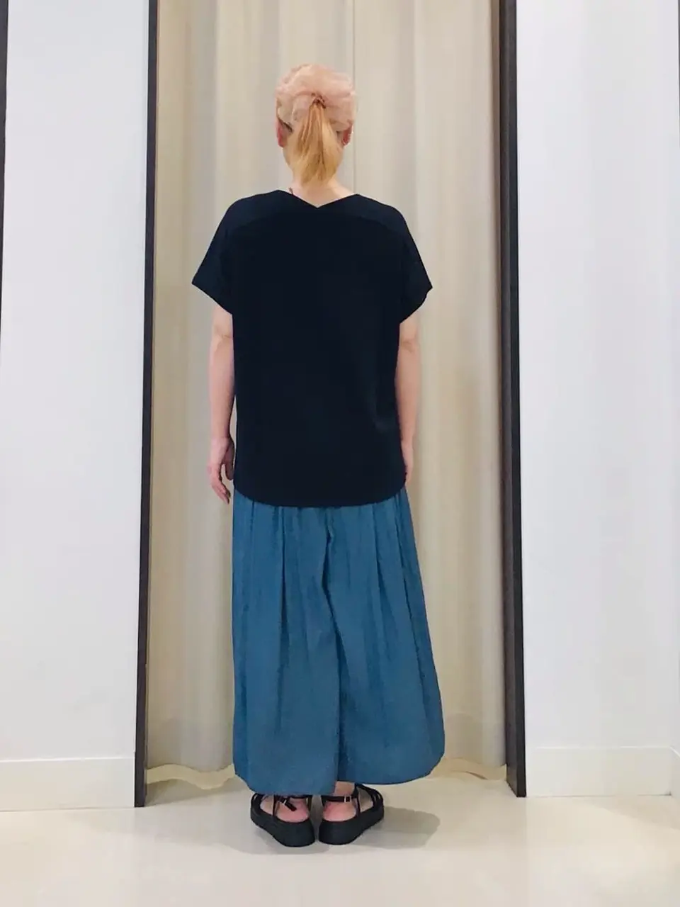 ANY 伊藤 コーディネート画像