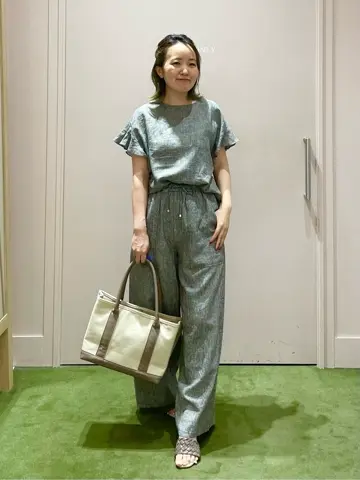 ANY フジコ コーディネート画像