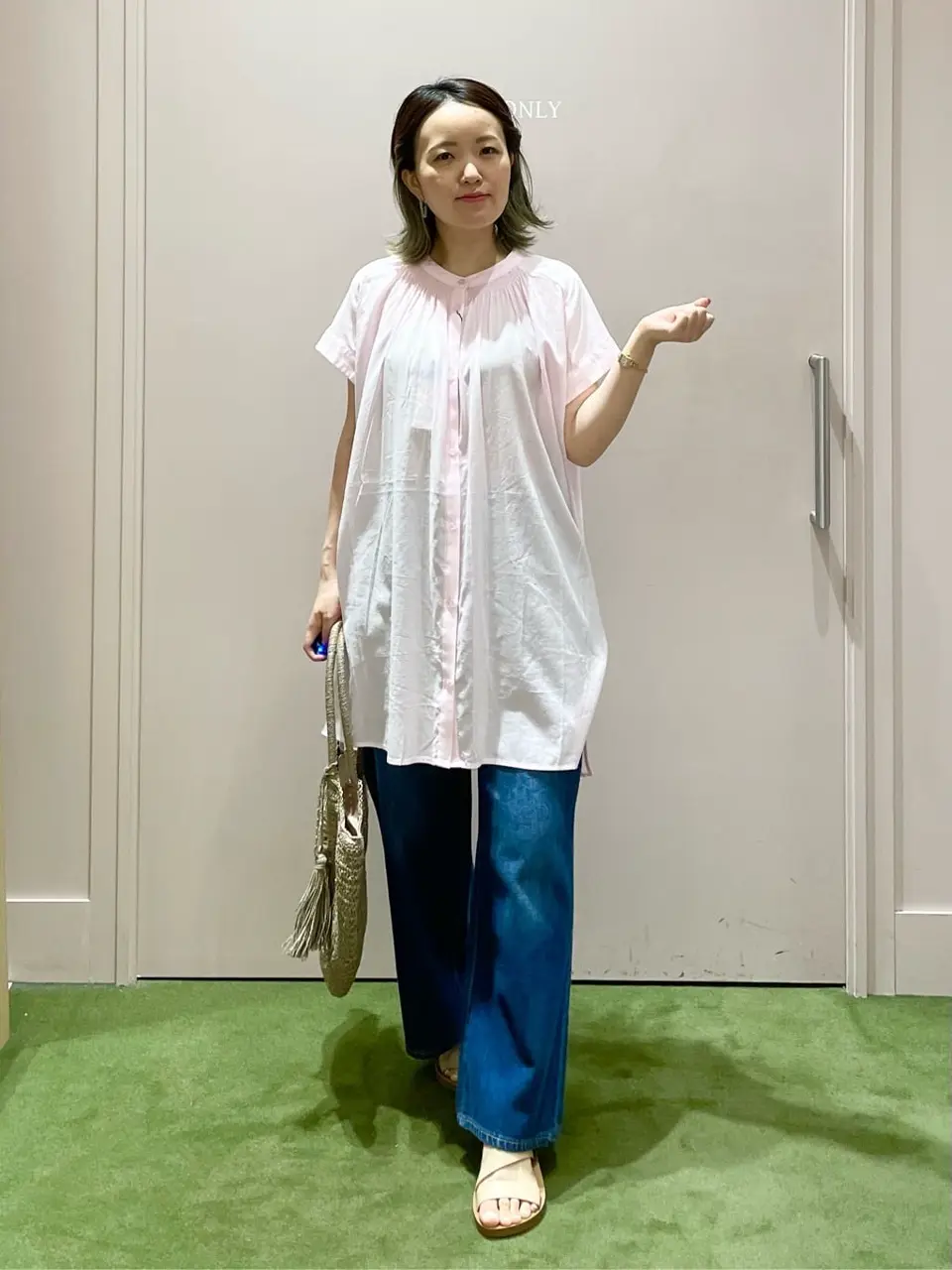 ANY フジコ コーディネート画像